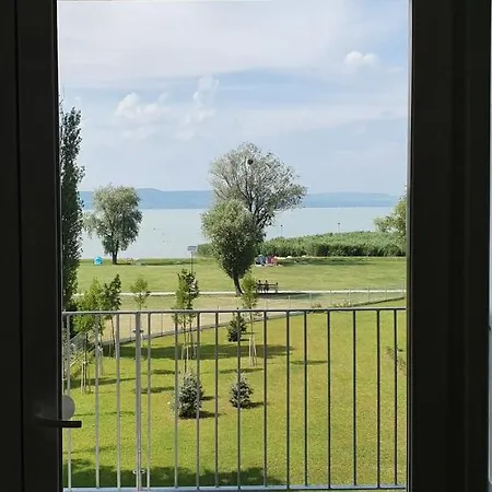 Lelle Exclusive * Balatonlelle