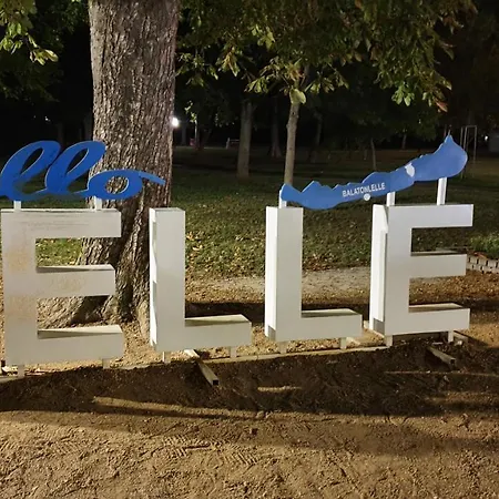Lelle Exclusive Apartman