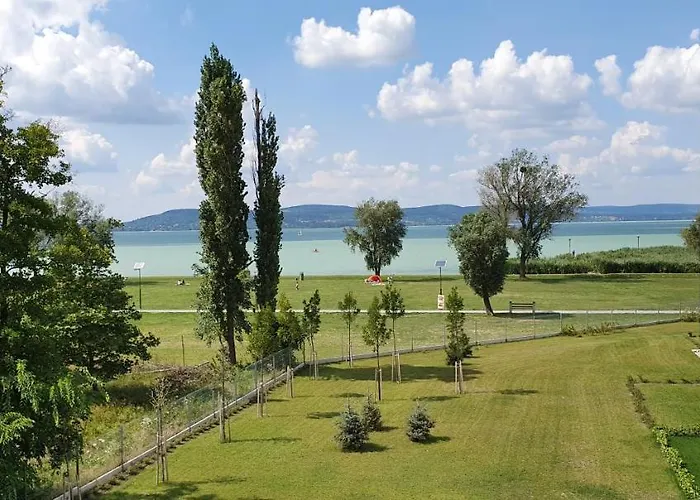 Lelle Exclusive Balatonlelle